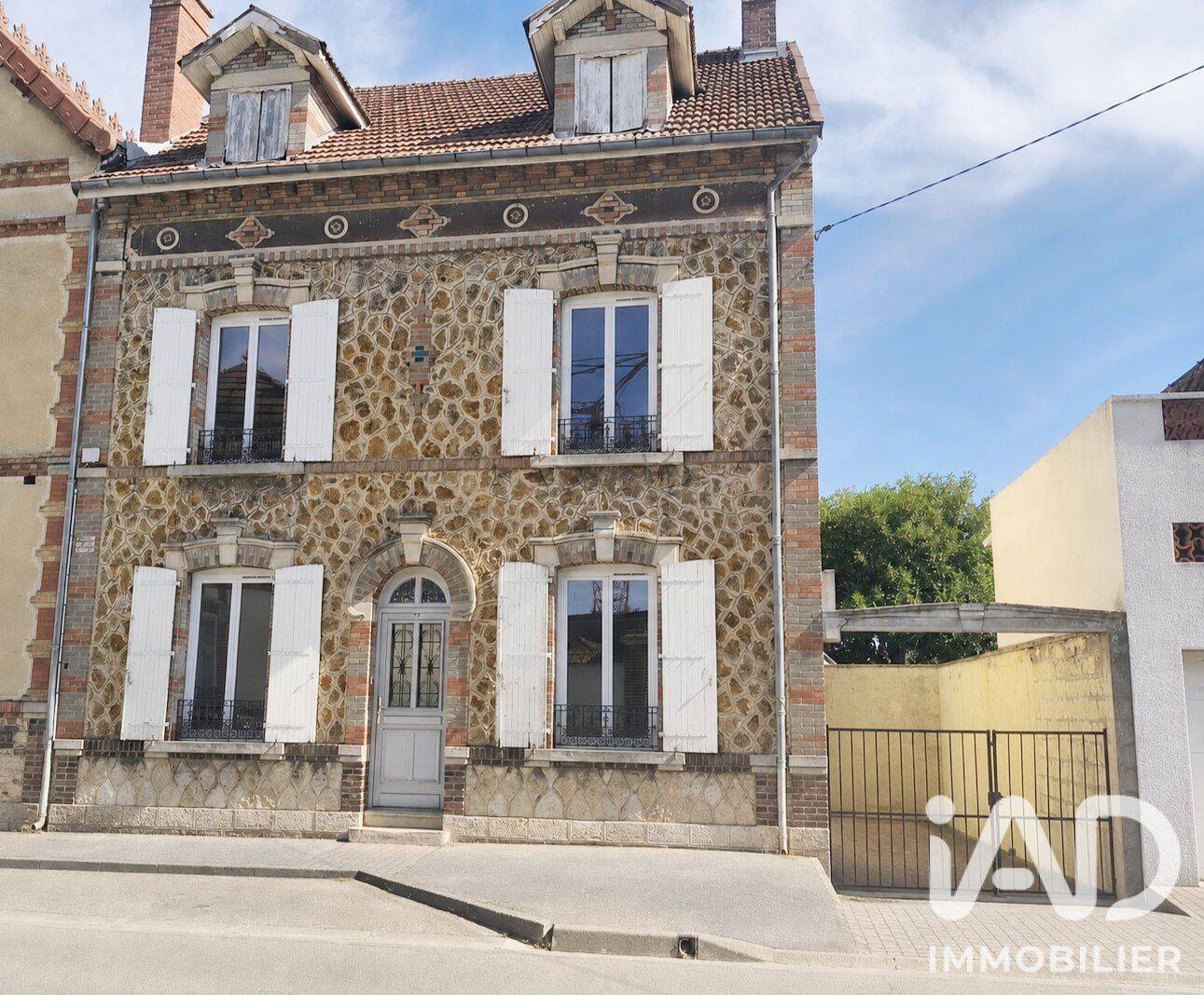 Maison 7 pièces 165 m² · à Romilly-sur-Seine · 165 m² · 159 000 €