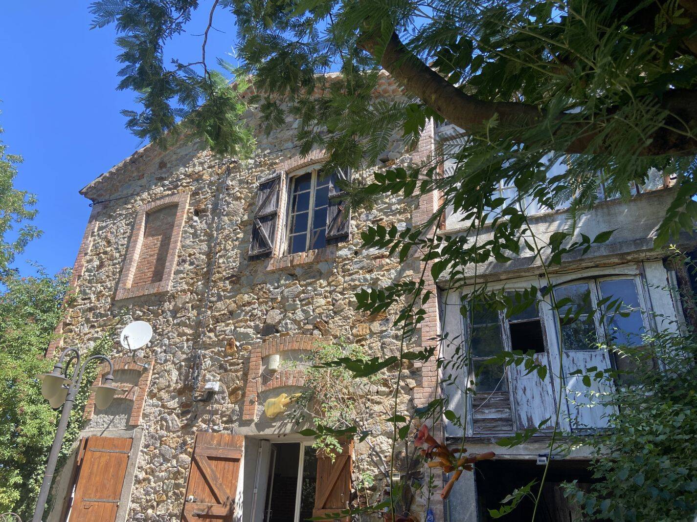 Maison 8 pièces 300 m² · à Molières-sur-Cèze · 300 m² · 169 000 €