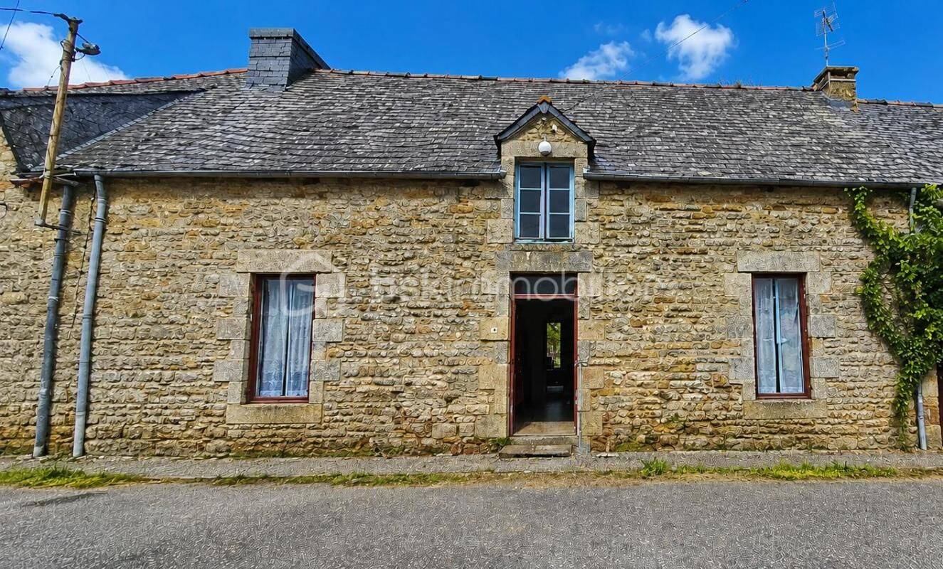 Maison 3 pièces 77 m² · à Josselin · 77 m² · 64 000 €