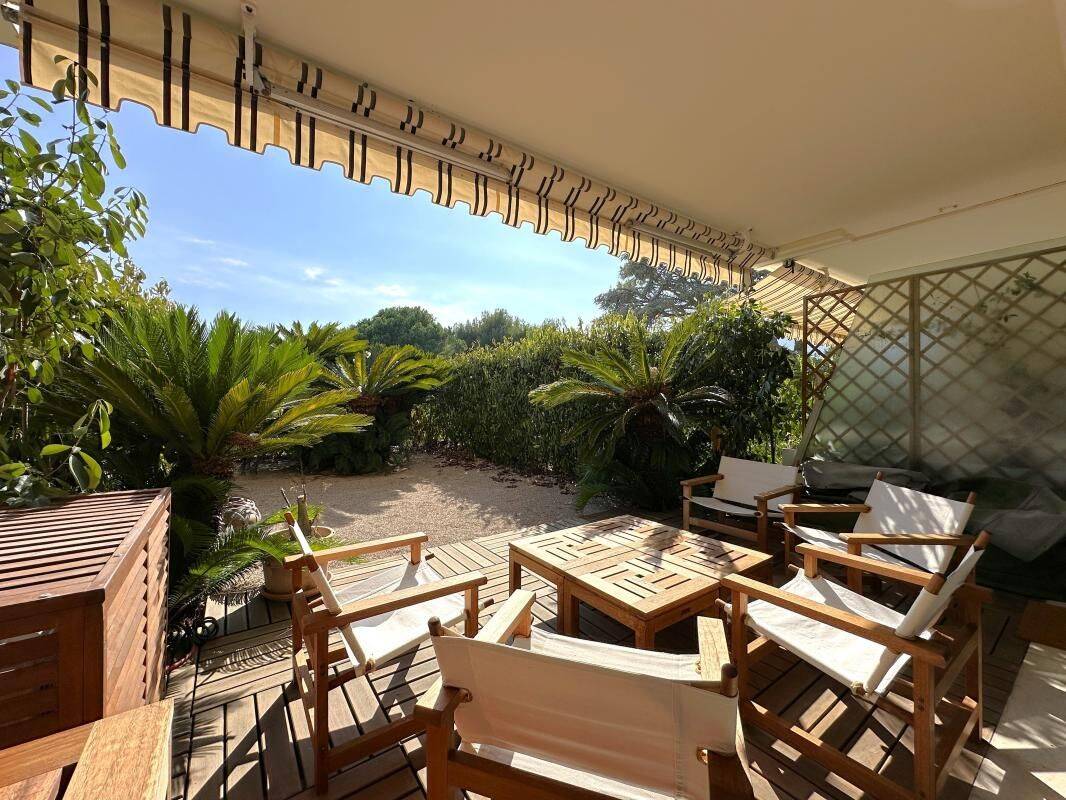 Appartement 2 pièces 74 m² · à Roquebrune-Cap-Martin · 74,1 m² · 2 900 €/mois