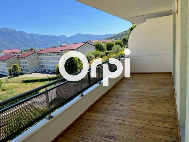Appartement 3 pièces 63 m² · à Tullins · 62,5 m² · 885 €/mois