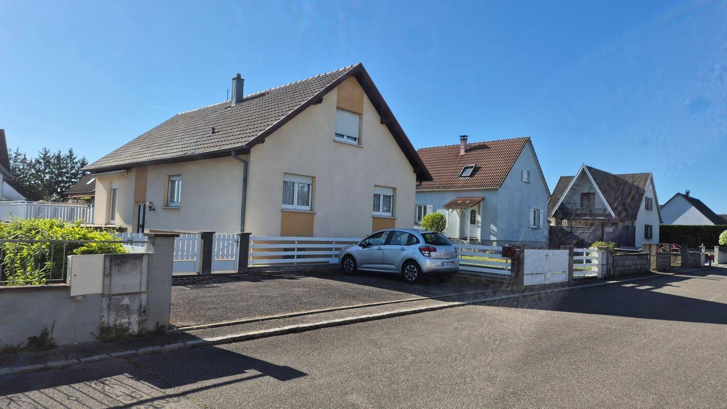Maison 6 pièces 130 m² · à Wittenheim · 130 m² · 298 500 €