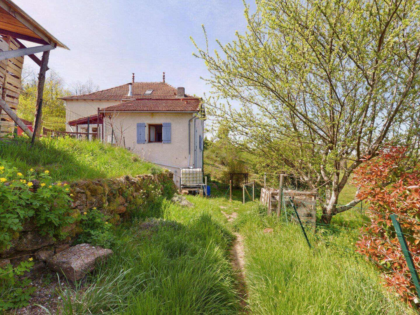 Maison 5 pièces 138 m² · à Firmi · 138 m² · 10 500 €