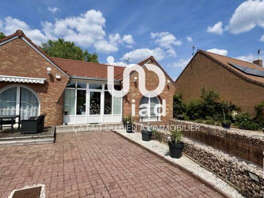 Maison de plain-pied à vendre 415 000 € 5 pièces 3 chambres 125 m² 563 m² de terrain Templemars 59175