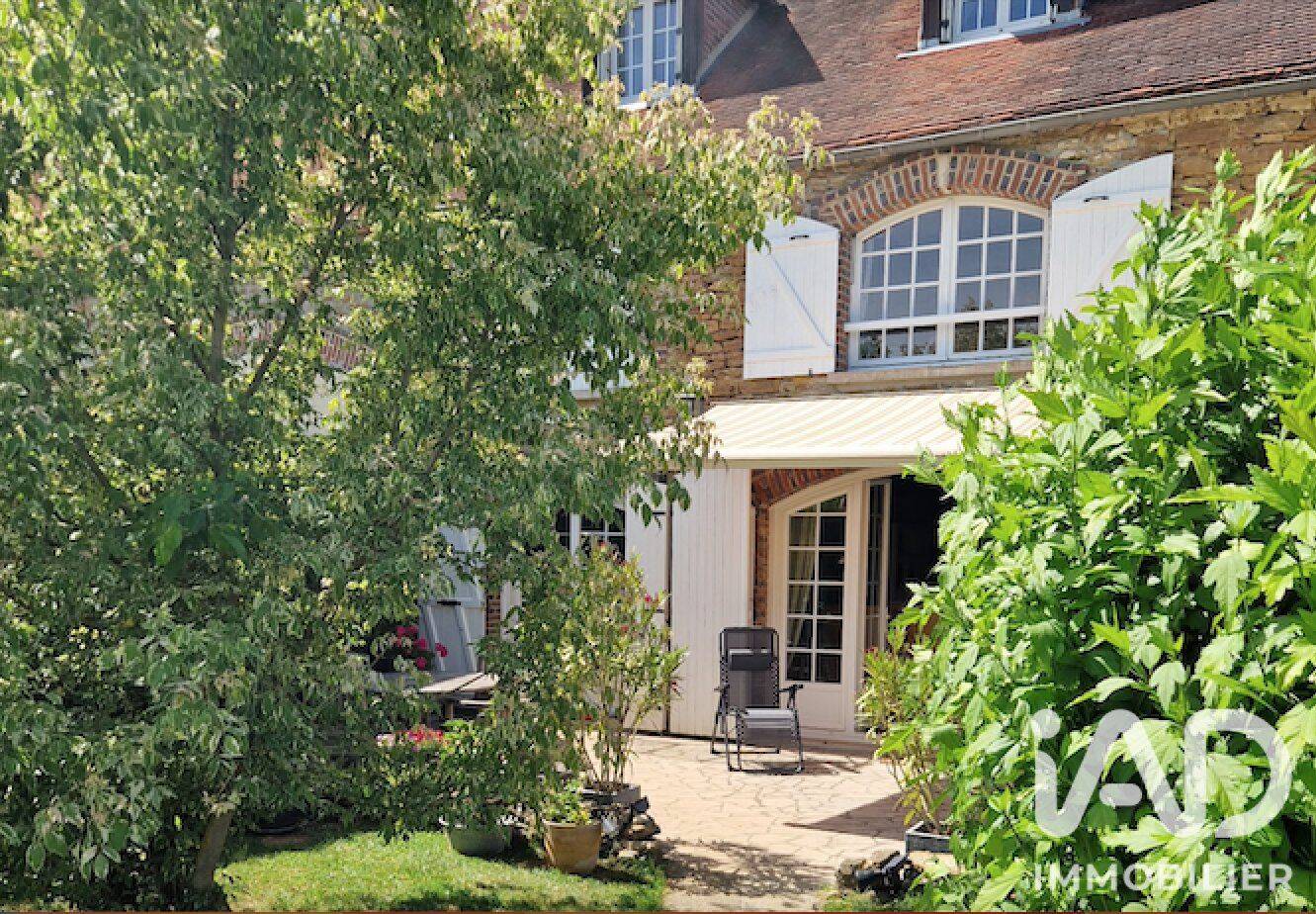 Maison 5 pièces 168 m² · à Vanlay · 168 m² · 245 000 €