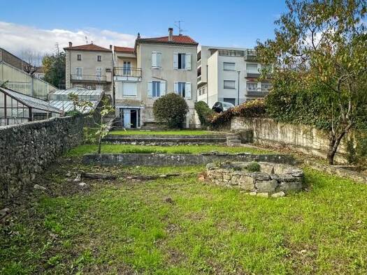 Maison à vendre 215 000 € 4 pièces 3 chambres 92 m² 825 m² de terrain Centre Ville Aubenas 07200