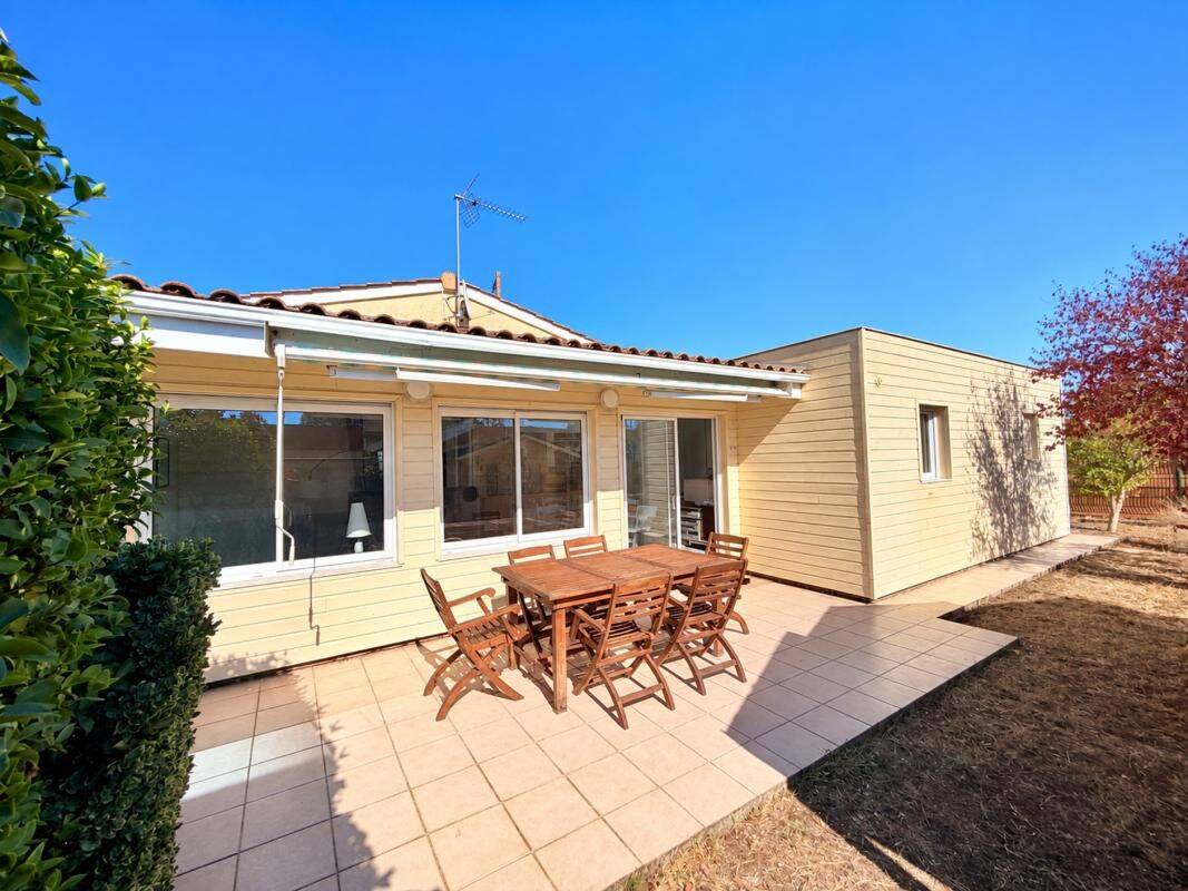 Maison 6 pièces 143 m² · à Le Taillan-Médoc · 143 m² · 390 000 €