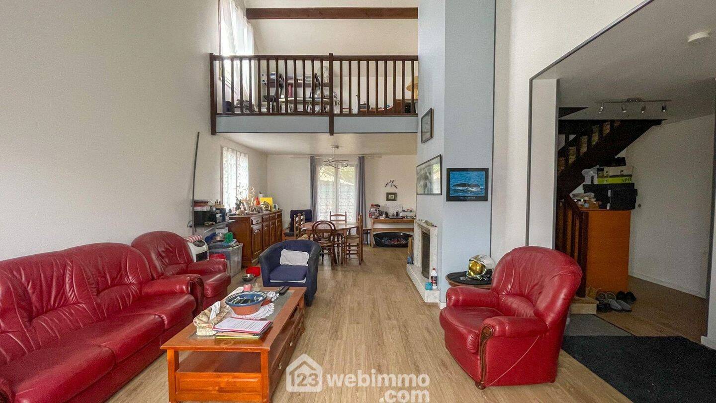 Maison 5 pièces 134 m² · à Marolles-en-Brie · 134 m² · 379 000 €