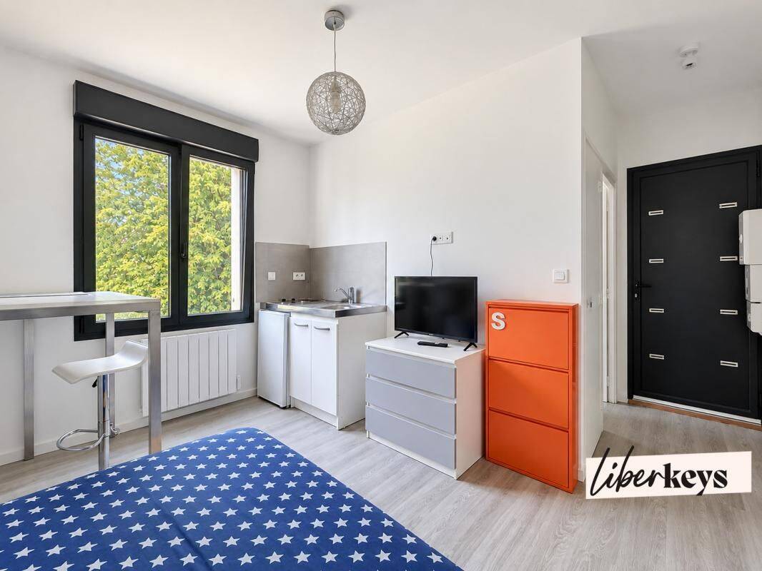 Appartement 1 pièce 14 m² · à Saint-Hilaire-Saint-Mesmin · 14,3 m² · 57 000 €