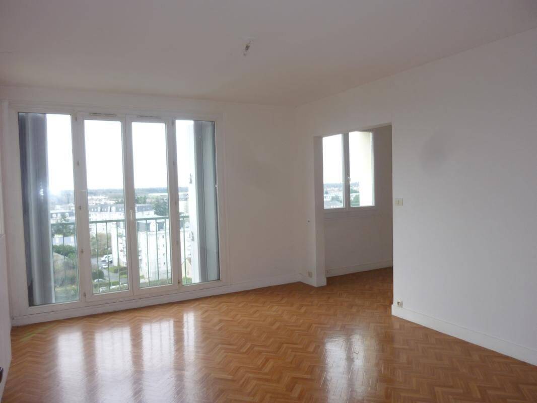 Appartement 4 pièces 75 m² · à Orléans · 75 m² · 668 €/mois