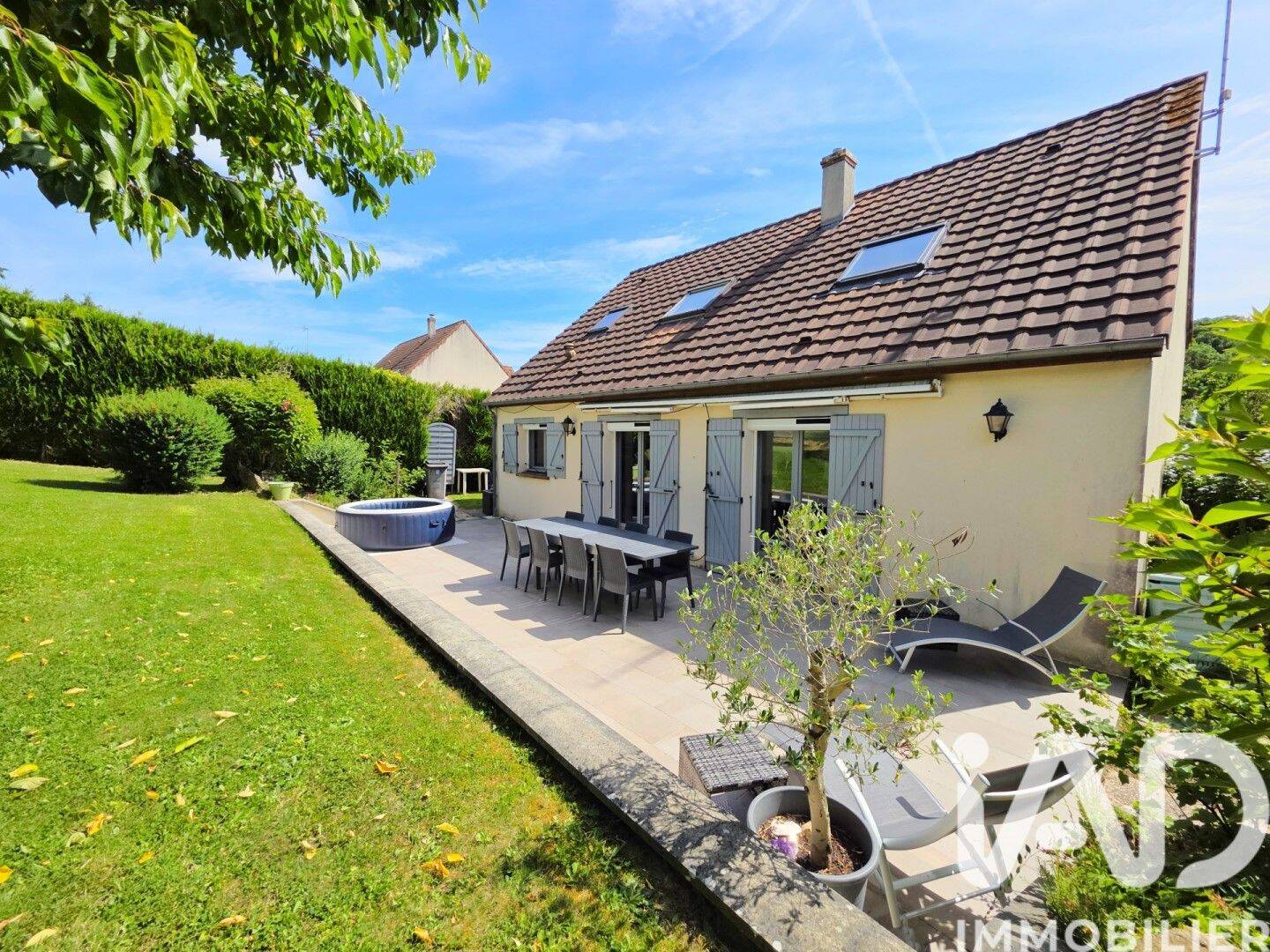 Maison 6 pièces 105 m² · à Gasville-Oisème · 105 m² · 261 000 €