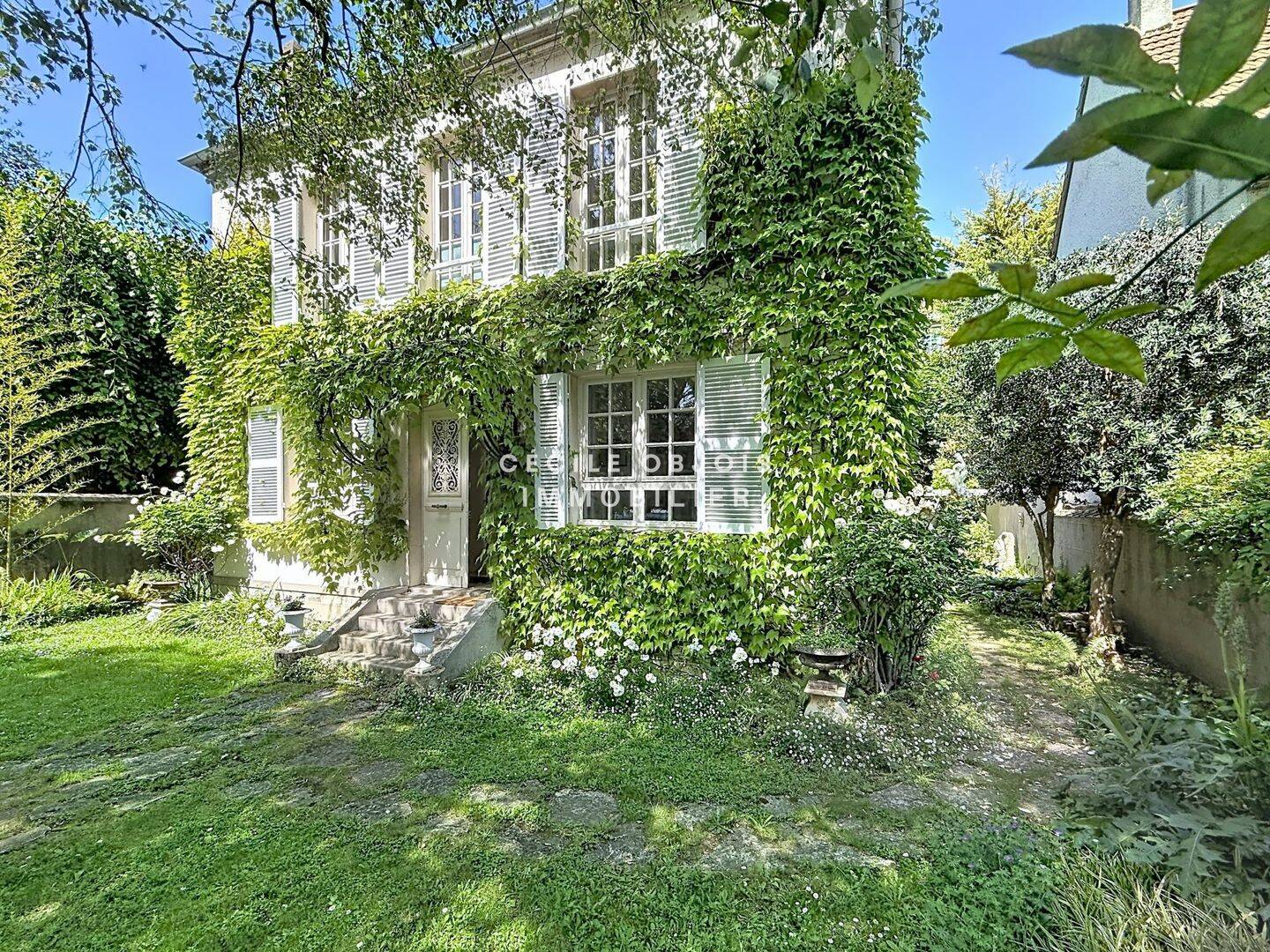 Maison 5 pièces 130 m² · à Joinville-le-Pont · 130 m² · 1 180 000 €