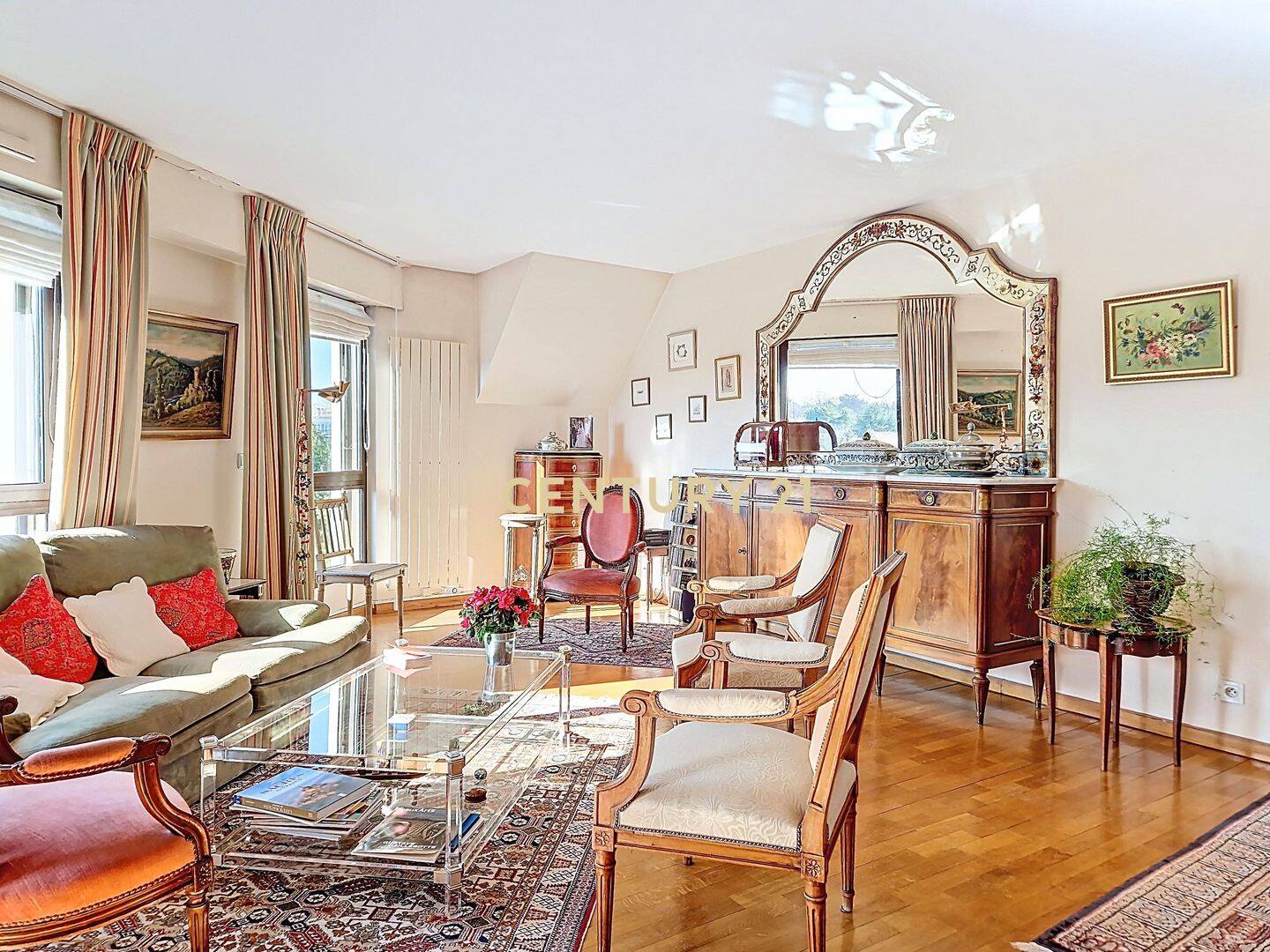 Appartement 3 pièces 111 m² · à Bourg-la-Reine · 111,3 m² · 610 000 €