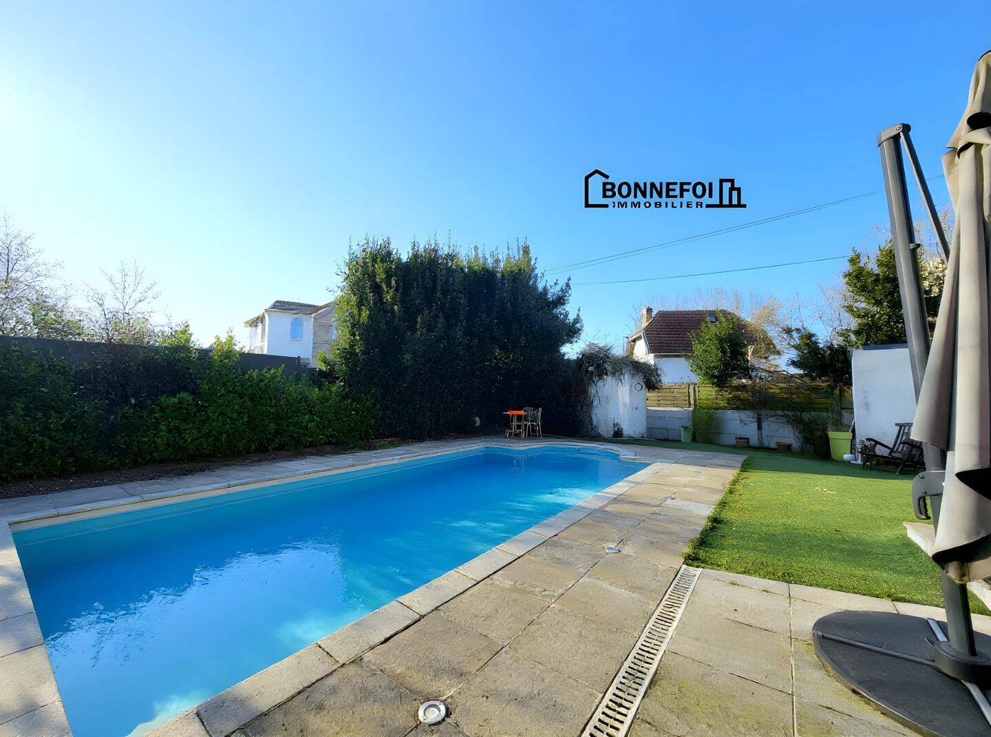 Maison 9 pièces 305 m² · à Champigny-sur-Marne · 305 m² · 682 000 €