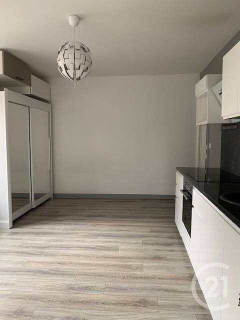 Appartement 1 pièce 27 m² · à Ivry-la-Bataille · 27 m² · 579 €/mois