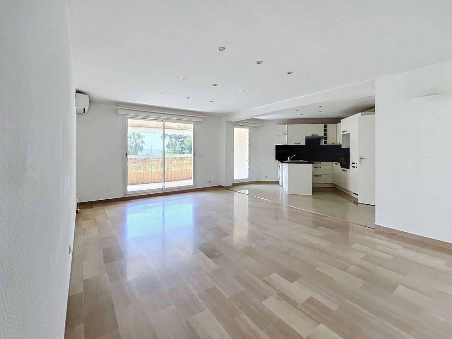 Appartement 4 pièces 84 m² · à Mougins · 84,3 m² · 1 588 €