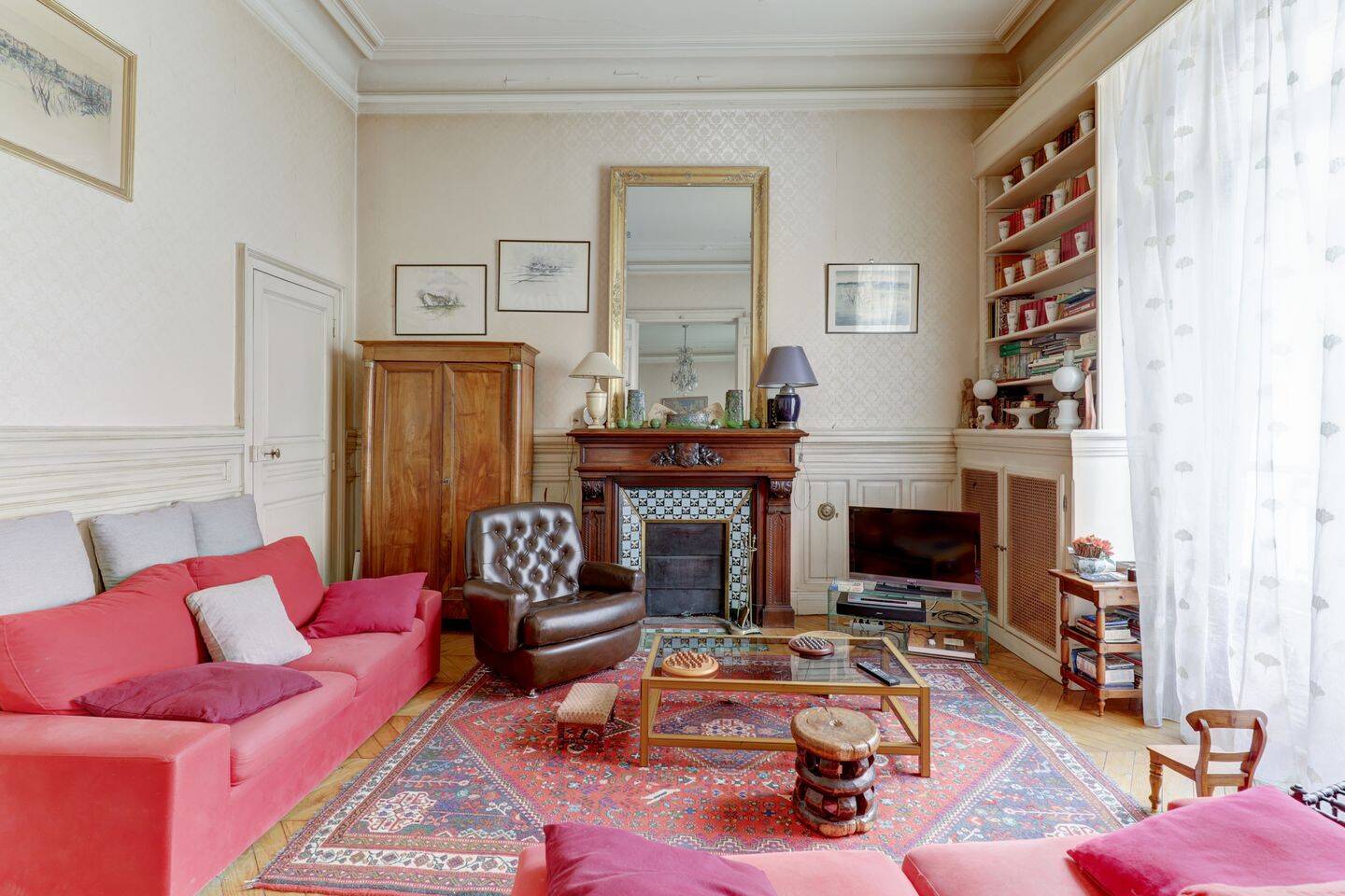 Maison 11 pièces 350 m² · à Vichy · 350 m² · 675 000 €