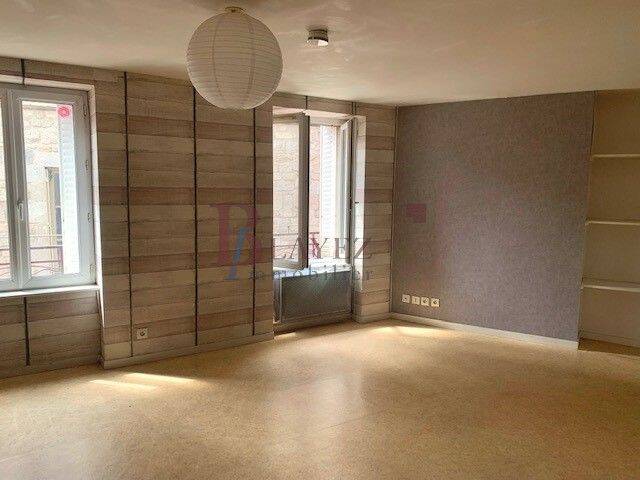 Appartement 2 pièces 34 m² · à Ussel · 34,4 m² · 385 €
