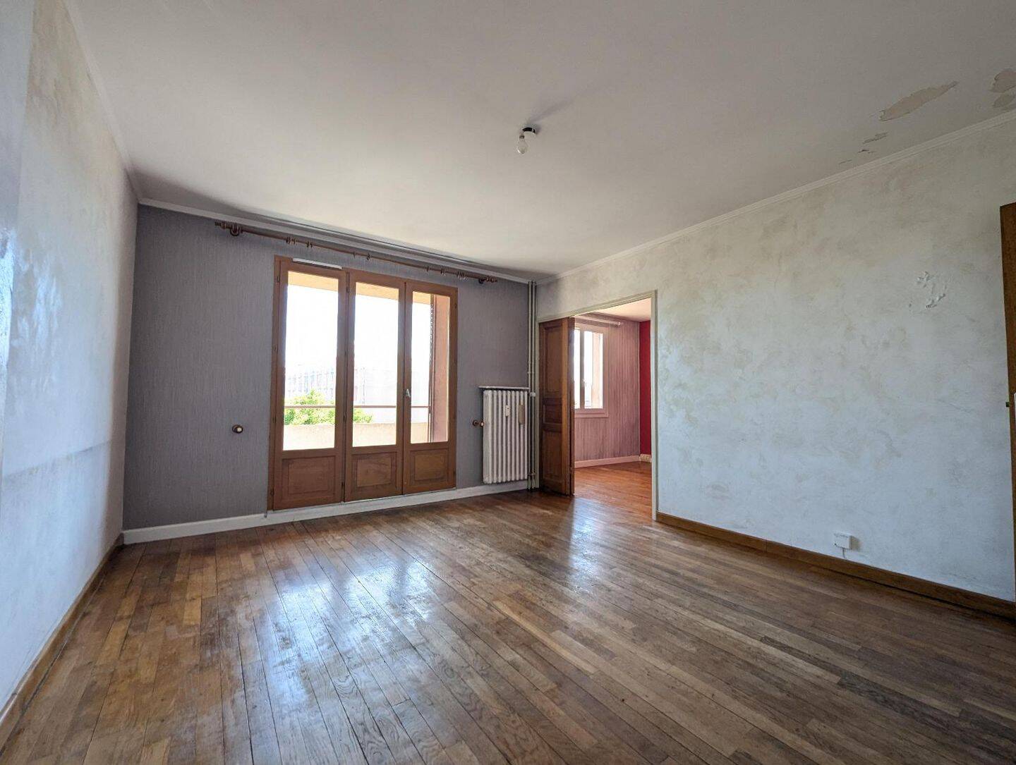 Appartement 4 pièces 65 m² · à Décines-Charpieu · 64,5 m² · 900 €