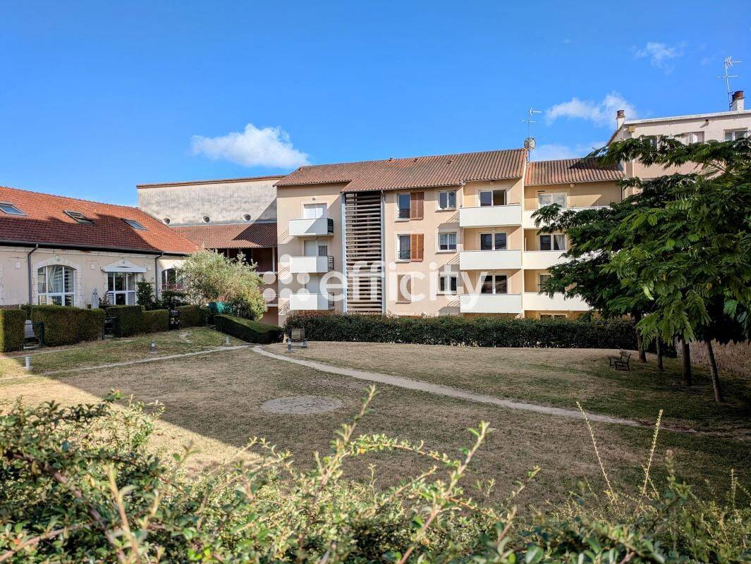 Appartement 2 pièces 50 m² · à Limoges · 49,9 m² · 110 000 €