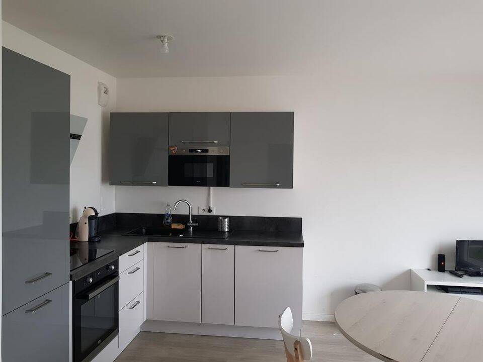 Appartement 2 pièces 41 m² · à Corbeil-Essonnes · 41 m² · 940 €