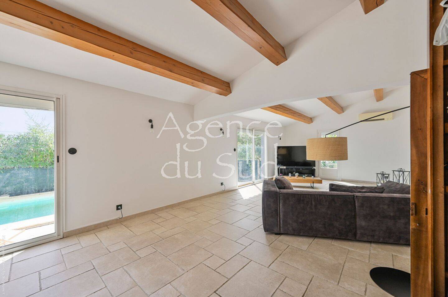 Maison 6 pièces 235 m² · à La Bouilladisse · 235 m² · 799 000 €