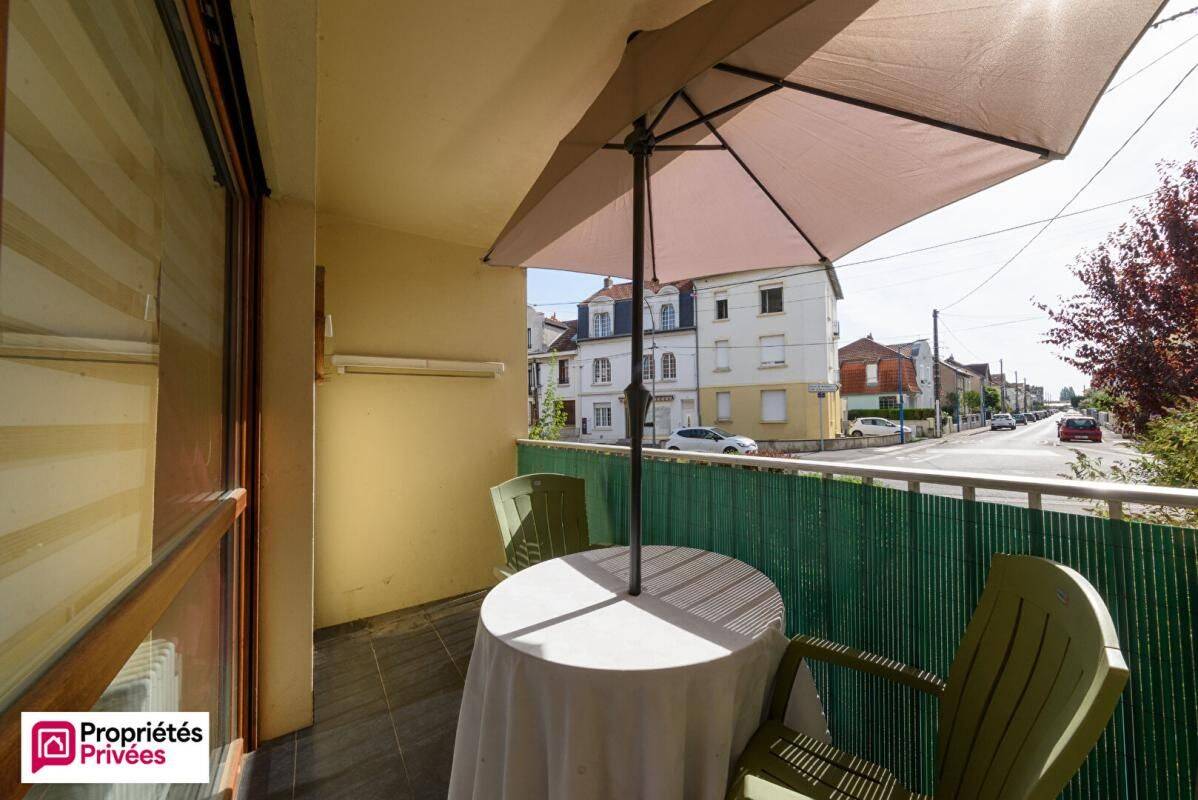 Appartement 1 pièce 27 m² · à Montigny-lès-Metz · 26,5 m² · 72 000 €