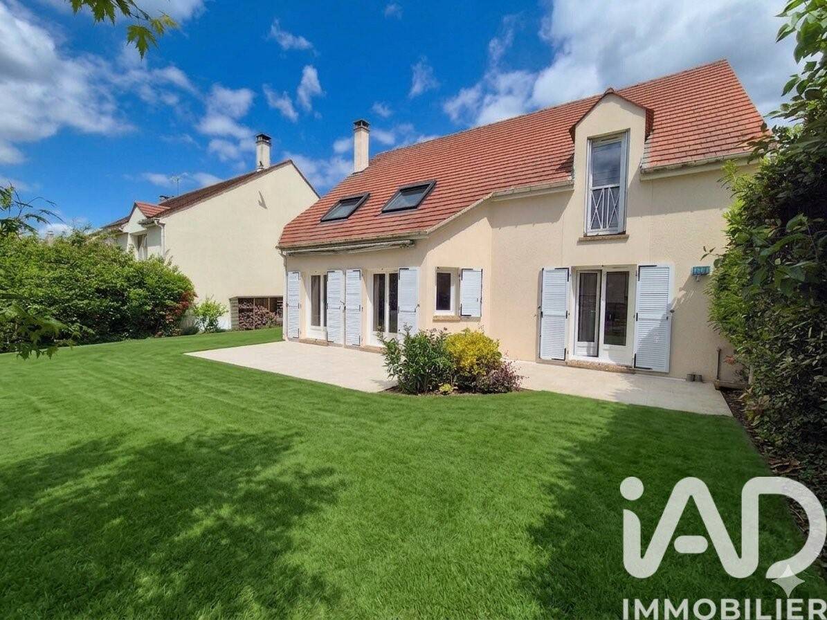 Maison 6 pièces 167 m² · à Courdimanche · 167 m² · 490 000 €