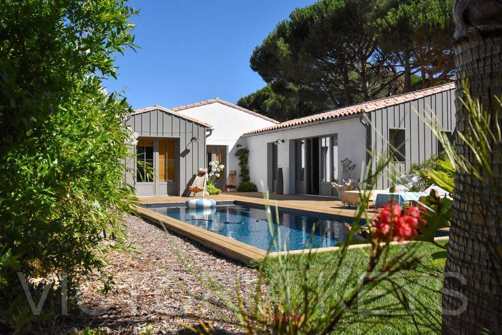 Maison 6 pièces 150 m² · à Le Bois-Plage-en-Ré · 150 m² · 2 399 000 €