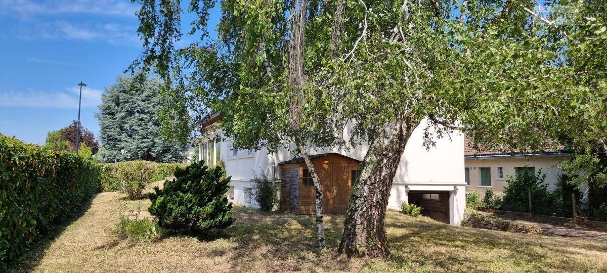 Maison 8 pièces 160 m² · à Notre-Dame-d'Oé · 160 m² · 264 900 €