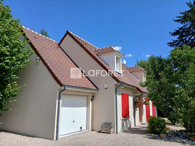 Maison à vendre 379 000 € 5 pièces 3 chambres 123 m² 1 744 m² de terrain La Genevraye 77690