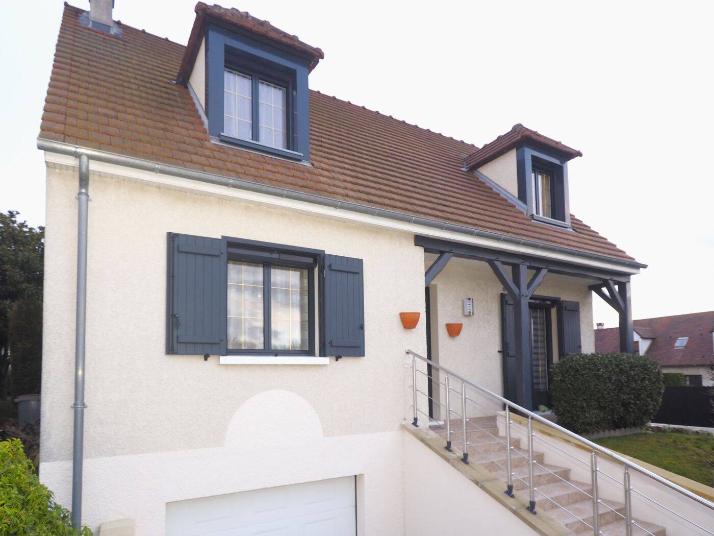 Maison 6 pièces 100 m² · à Vaux-le-Pénil · 100 m² · 380 000 €