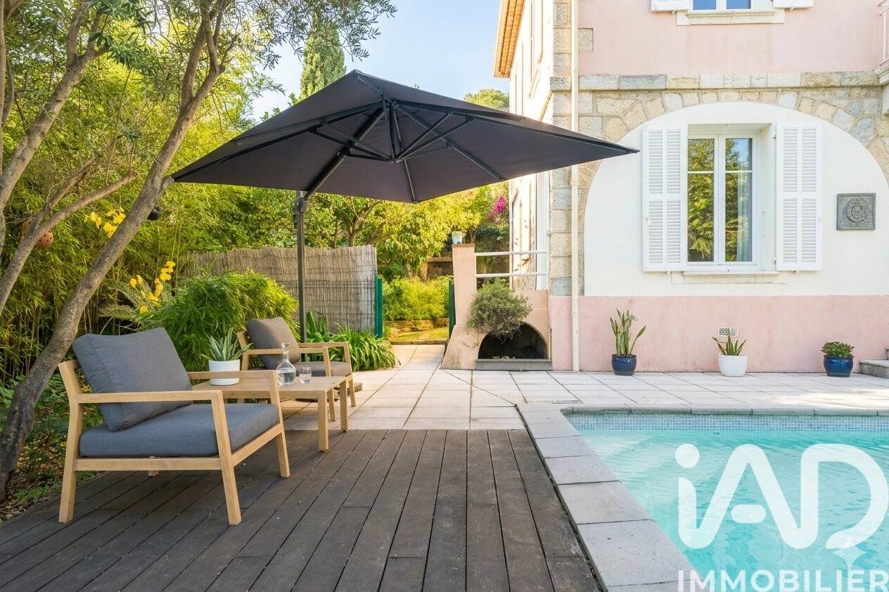 Maison 6 pièces 160 m² · à Antibes · 160 m² · 995 000 €