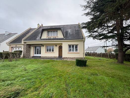 Maison de plain-pied à vendre 300 000 € 5 pièces 3 chambres 97 m² 1 016 m² de terrain Saint-Malo-de-Guersac 44550