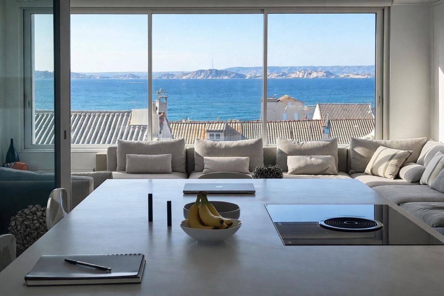 Appartement 5 pièces 133 m² · à Marseille 8ème Arrondissement · 133 m² · 1 090 000 €