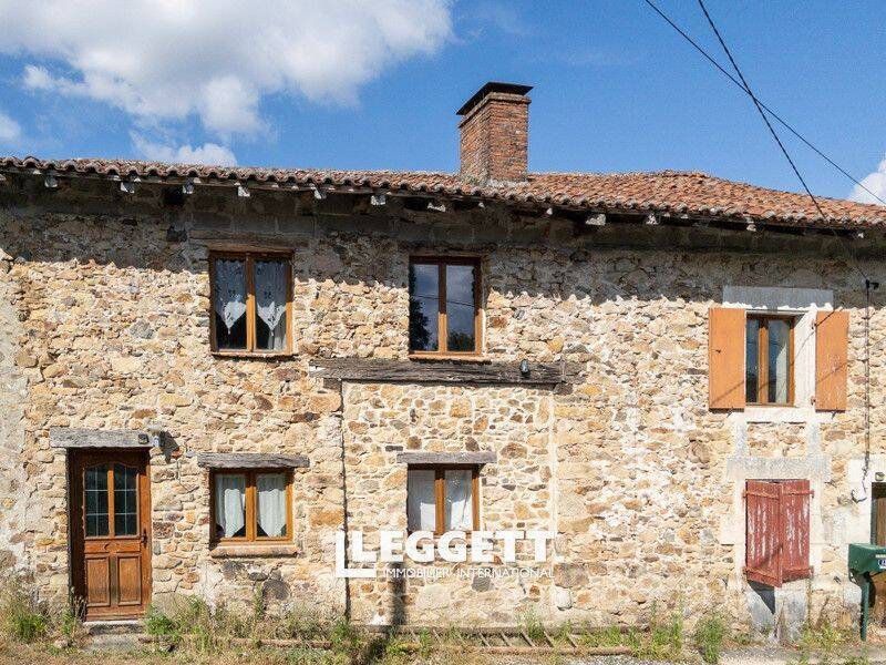 Maison 8 pièces 71 m² · à Lésignac-Durand · 71 m² · 99 000 €