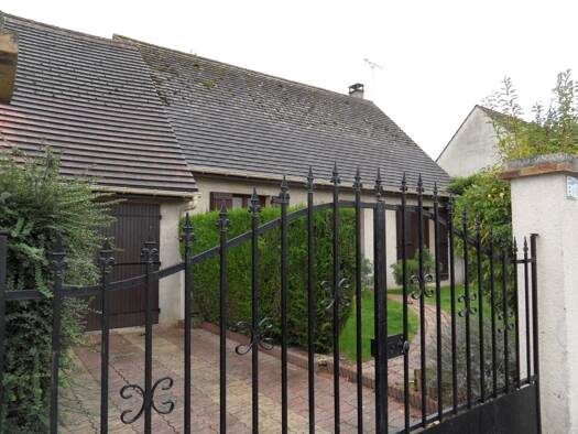 Villa à vendre 272 000 € 5 pièces 3 chambres 100 m² 689 m² de terrain Nangis 77370