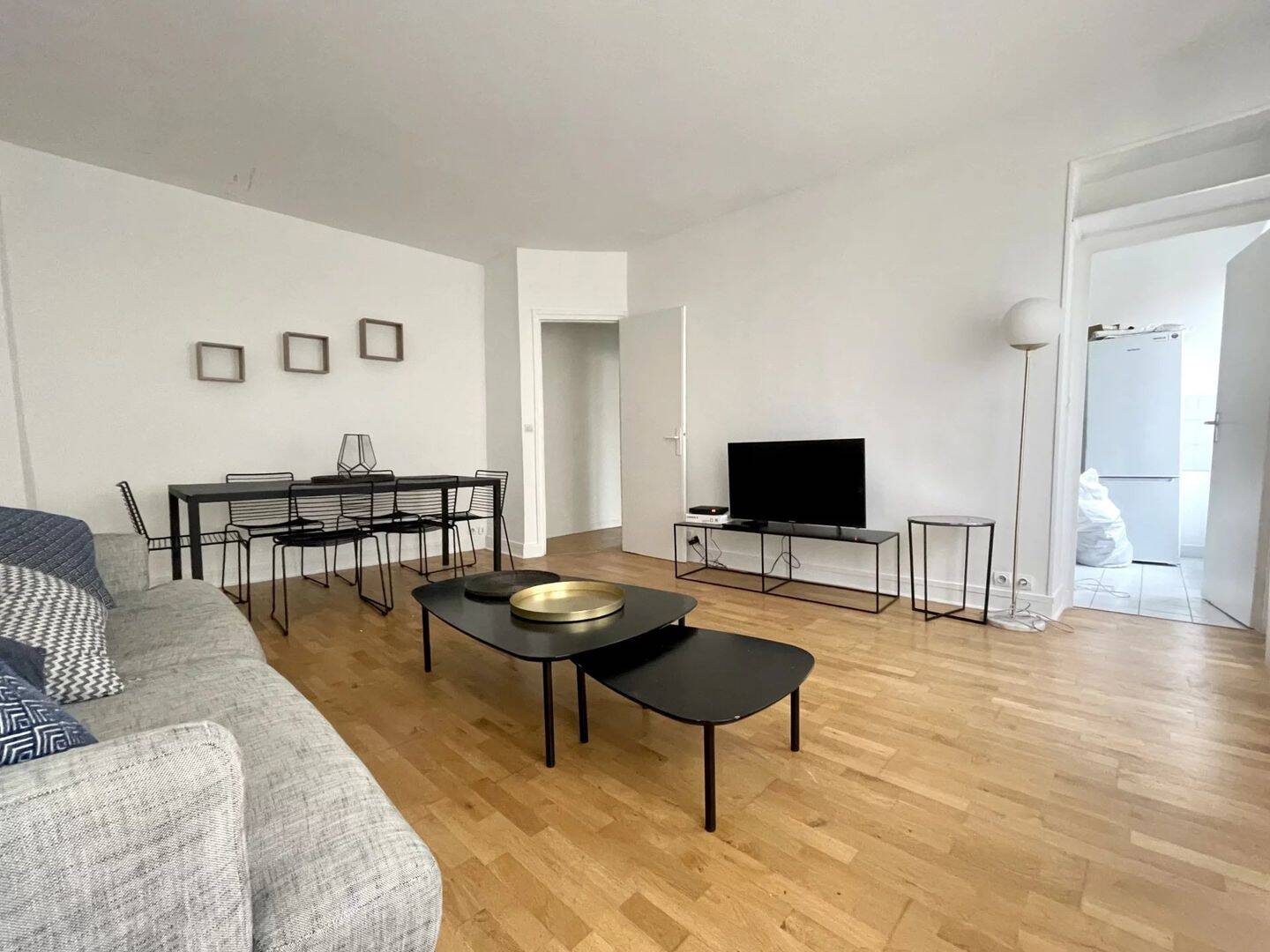 Appartement 2 pièces 52 m² · à Paris 19ème Arrondissement · 51,6 m² · 2 040 €/mois
