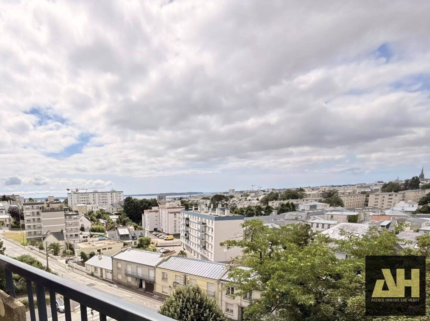 Appartement 3 pièces 75 m² · à Brest · 75 m² · 117 000 €