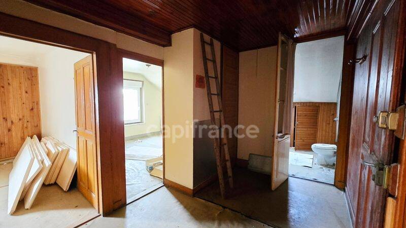 Appartement 5 pièces 105 m² · à Taninges · 105 m² · 260 000 €