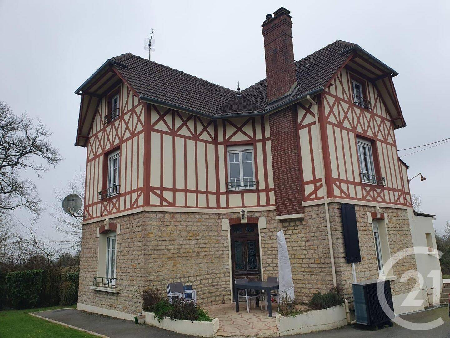 Maison 7 pièces 147 m² · à Gouffern en Auge · 147 m² · 199 900 €