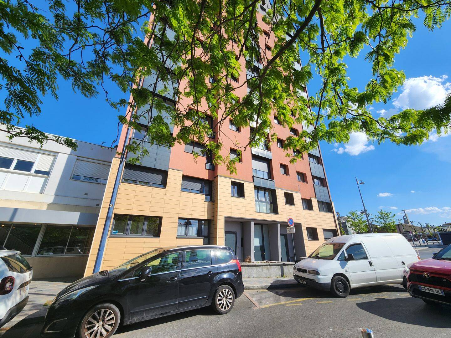 Appartement 4 pièces 67 m² · à Tinqueux · 66,6 m² · 747 €