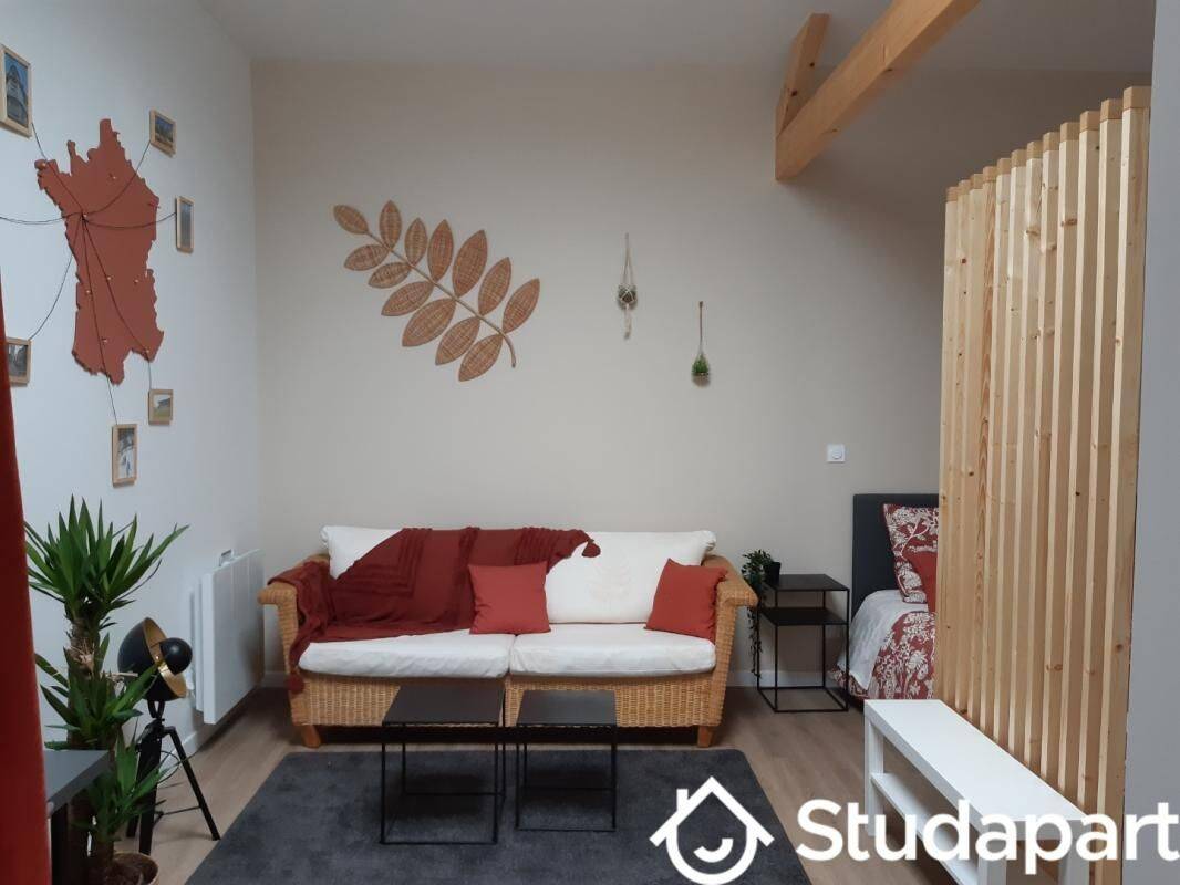 Maison 1 pièce 28 m² · à Angers · 28 m² · 800 €/mois
