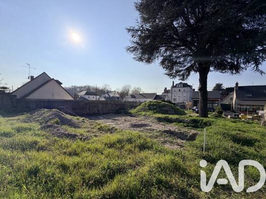 Terrain constructible à vendre 65 000 € 610 m² de terrain Meung-sur-Loire 45130