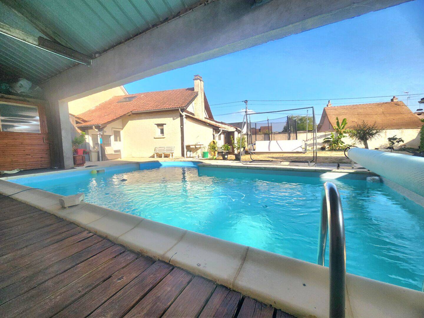 Maison 13 pièces 213 m² · à Champdôtre · 213 m² · 289 000 €