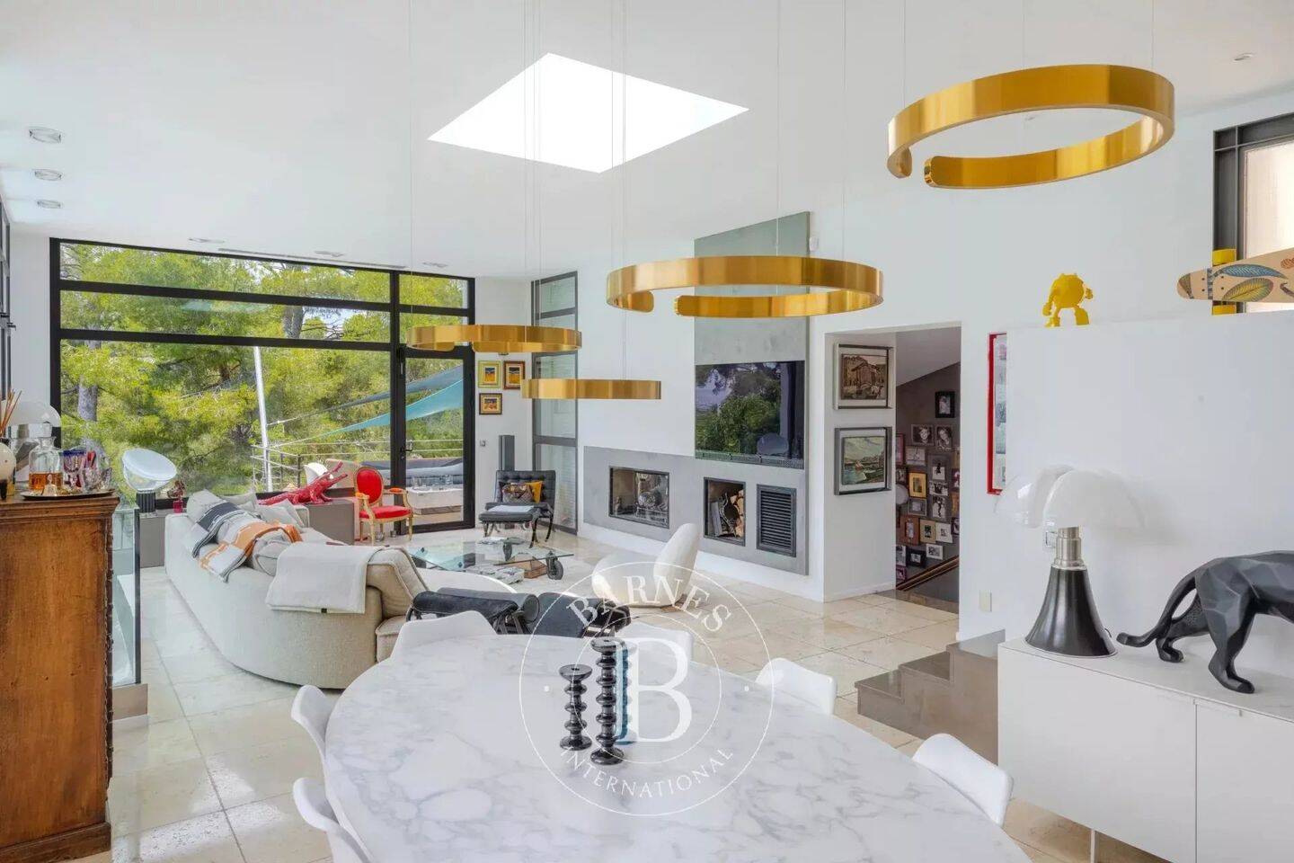 Maison 5 pièces 185 m² · à Marseille 9ème Arrondissement · 185,2 m² · 1 370 000 €