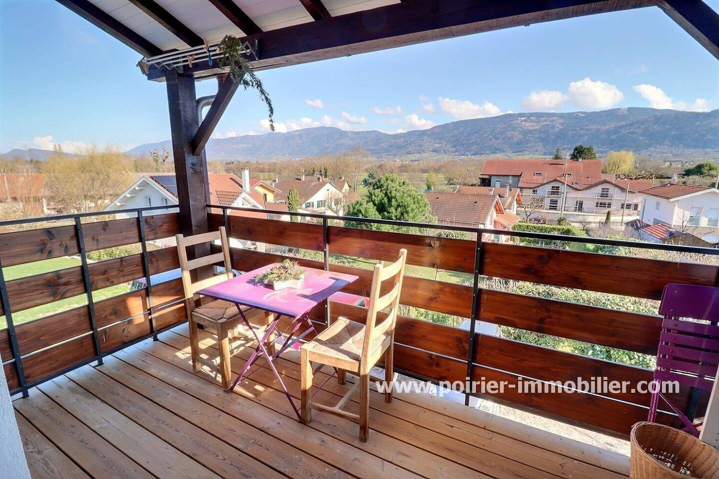 Appartement 4 pièces 80 m² · à Bons-en-Chablais · 79,5 m² · 359 900 €
