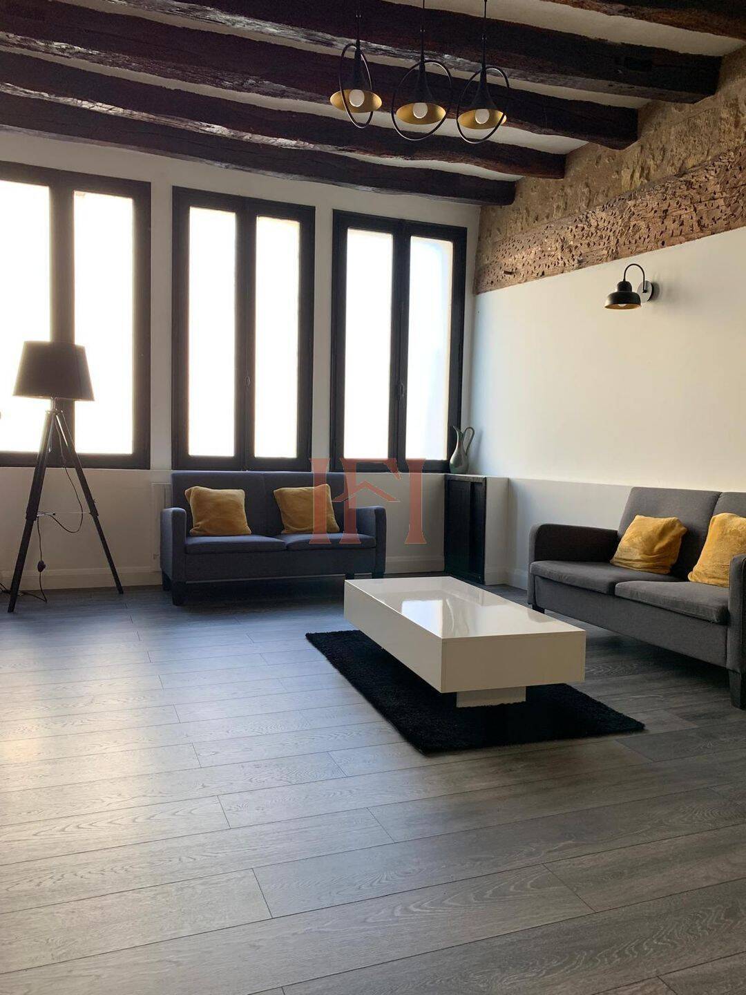 Maison 7 pièces 296 m² · à Vendôme · 296 m² · 199 500 €