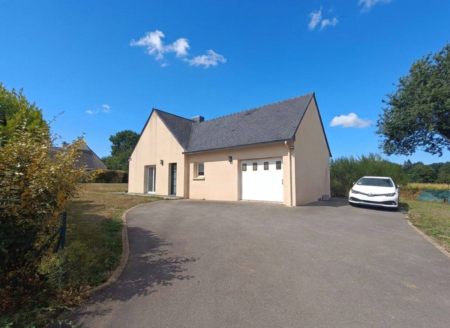 Maison 6 pièces 104 m² · à Edern · 104 m² · 259 000 €