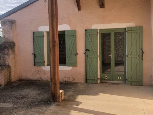 Immeuble à vendre 215 000 € 164 m² Saint-Gengoux-le-National 71460